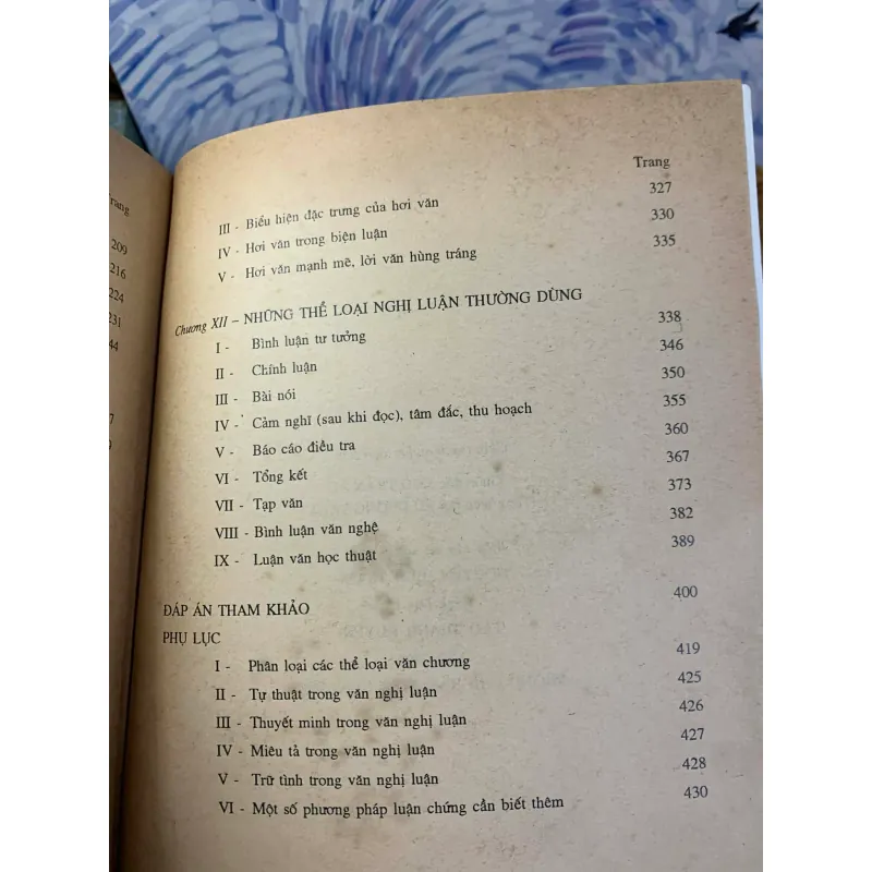 Kĩ Năng Làm Văn Nghị Luận Phổ Thông - Nguyễn Quốc Siêu 926398