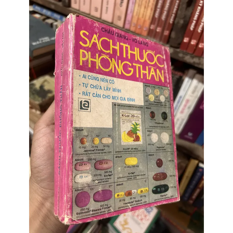 Sách thuốc phòng thân 1032963