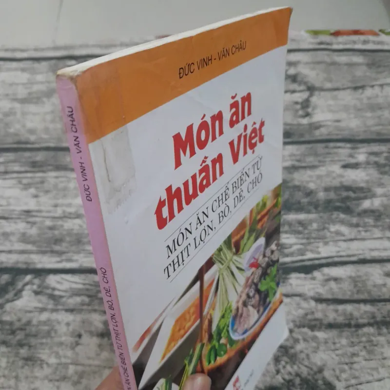 Món ăn thuần Viêt-Chế biến từ thịt Lợn, Bò, Dê, Chó. TG Đức Vinh, Văn Châu 758671