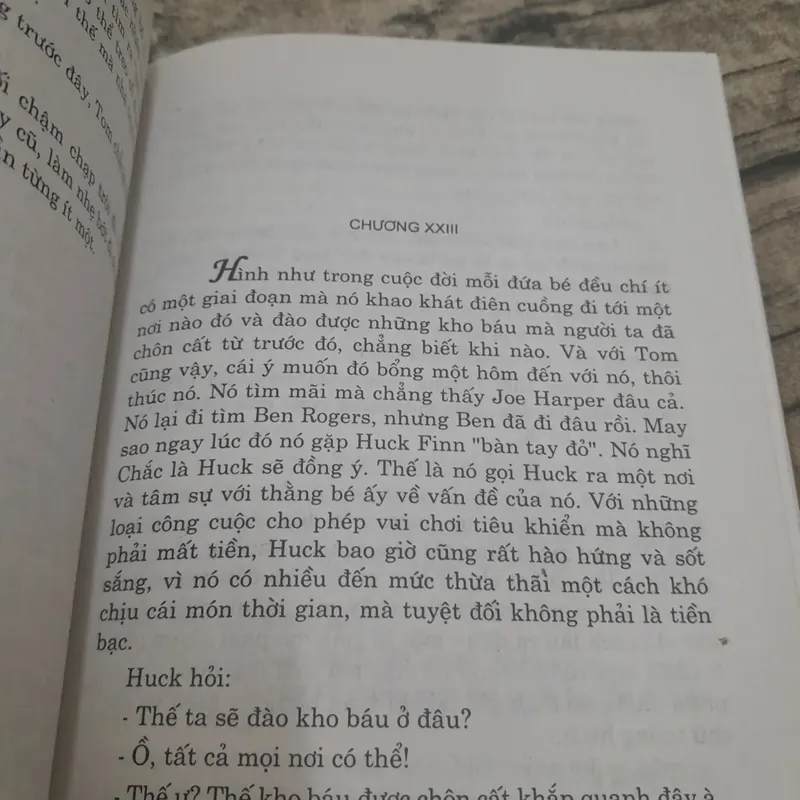 Mark Twain Những cuộc phiêu lưu của Tom Sawyer và. Bìa cứng 599339
