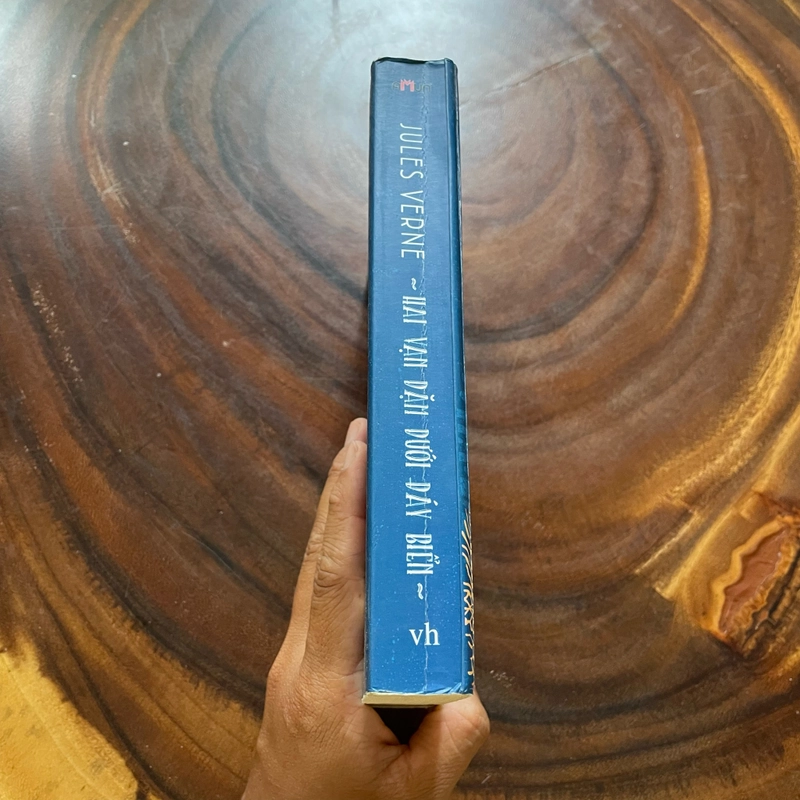 II Tựa sách: Hai Vạn Dặm Dưới Đáy Biển - Jules Verne - 2015 442212