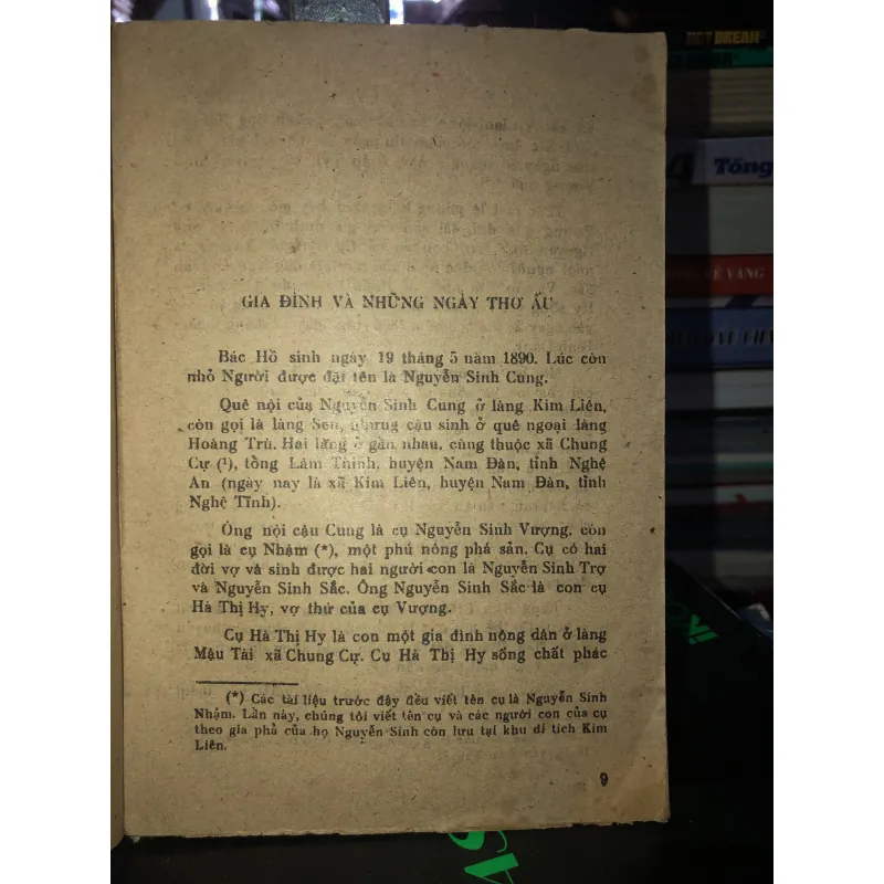 Những mẫu chuyện về thời niên thiếu của Bác Hồ  790209