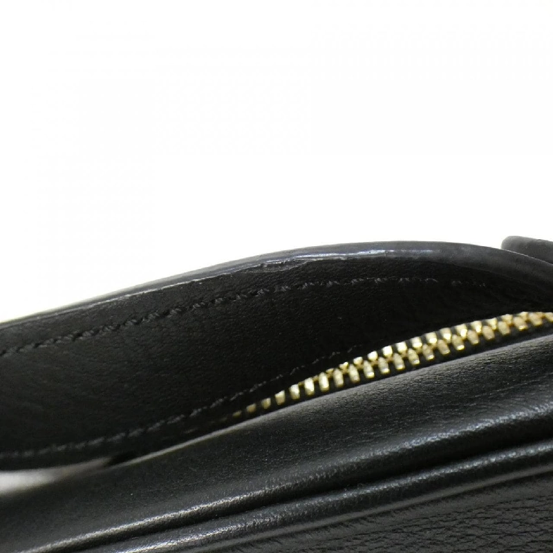 Túi đeo chéo tiện ích M80450 của Louis Vuitton 610987