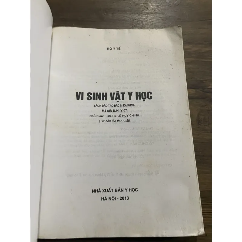 VI SINH VẬT HỌC . LÊ HUY CHÍNH,380 trang khổ lớn  993200
