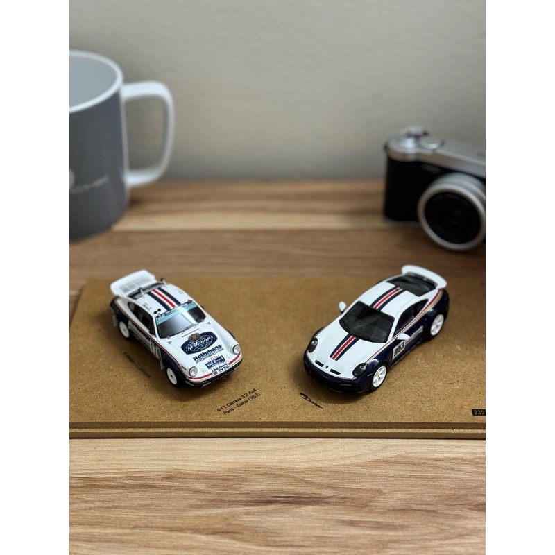 Mô hình xe Porsche 911 Dakar Rally Rothmans chính hãng 537211