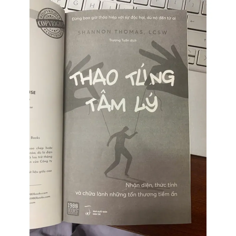 THAO TÚNG TÂM LÝ - SHANNON THOMAS & LCSW 612079