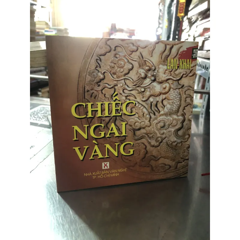 Chiếc ngai vàng-Lan Khai  971879