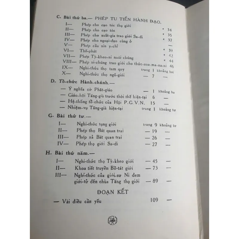 Tài Liệu Trụ Trì Phật-Giáo Việt-Nam Sách Có Bìa Mới 90% 695629