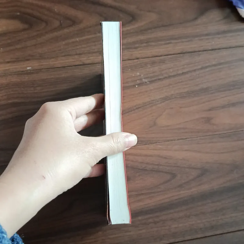 Cassie cô gái quầy bar ở sydney 758529