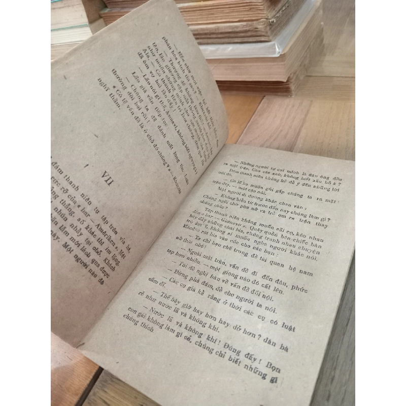 Tình yêu trong mưa - N. Macphuz 1017762