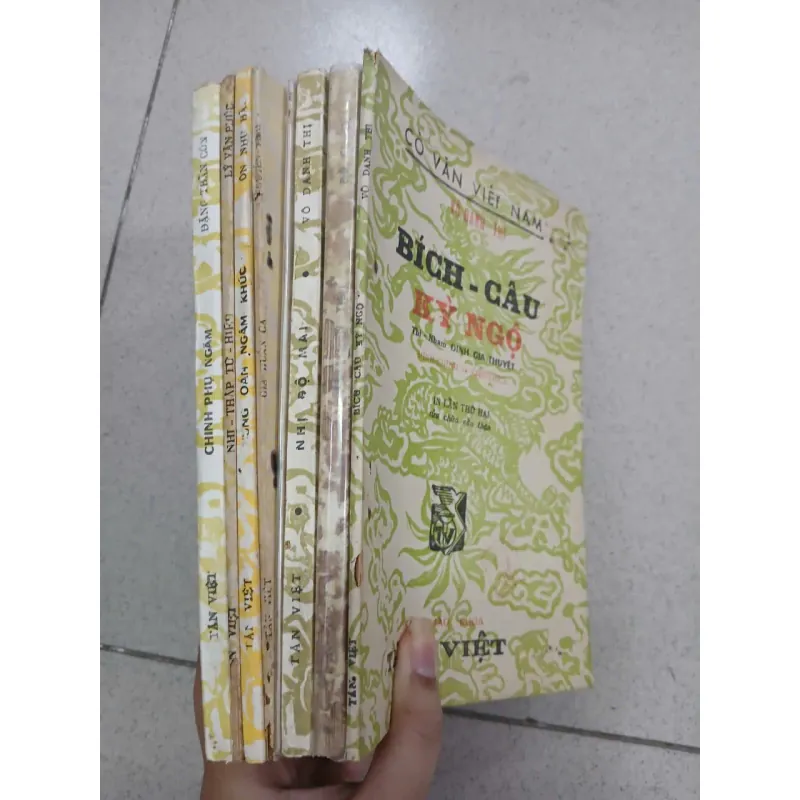 CỔ VĂN VIỆT NĂM (8 CUỐN) 714006