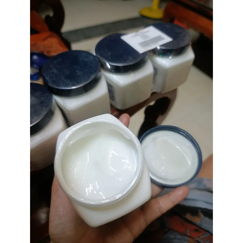 Kem vitamin E lotion mặt và body  724625