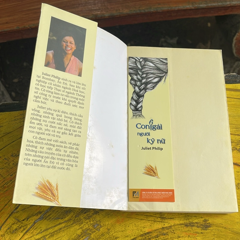 CON GÁI NGƯỜI KỸ NỮ- JULIET PHILIP 477210