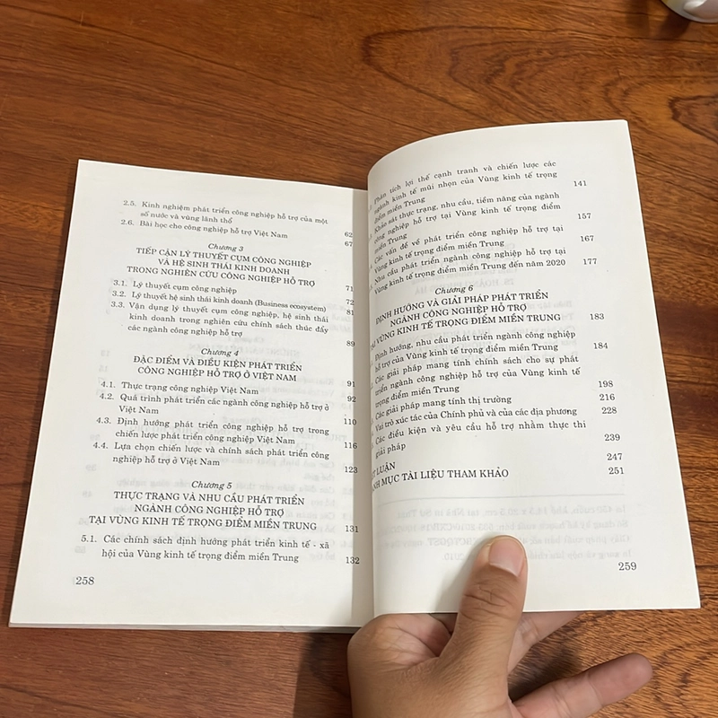 Phát Triển Công Nghiệp Hỗ Trợ Ở Việt Nam (Lý Thuyết, Thực Tiễn, Chính Sách) - Lê Thế Giới 507786