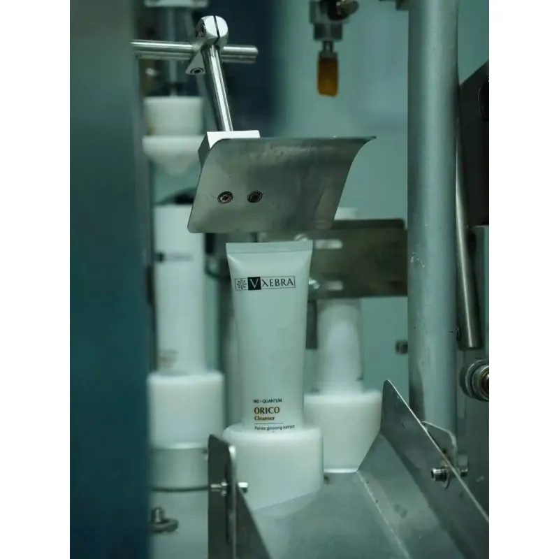 Sữa rửa mặt trị mụn, chống ô nhiễm VEXBRA ORICO 150ml 972164