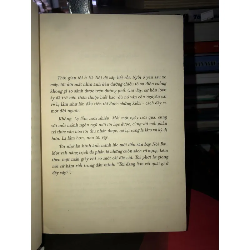 “Gái Tây ế” ở Hà Nội - Carolyn Shine  994239