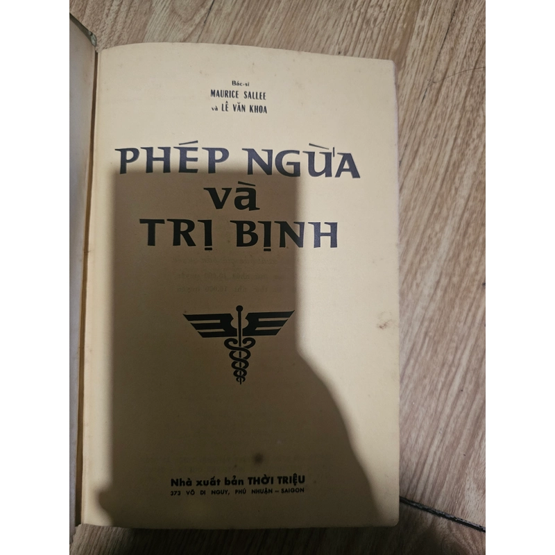 Phép ngừa và trị bệnh (bìa cứng,  xb 1970)
200k 506267