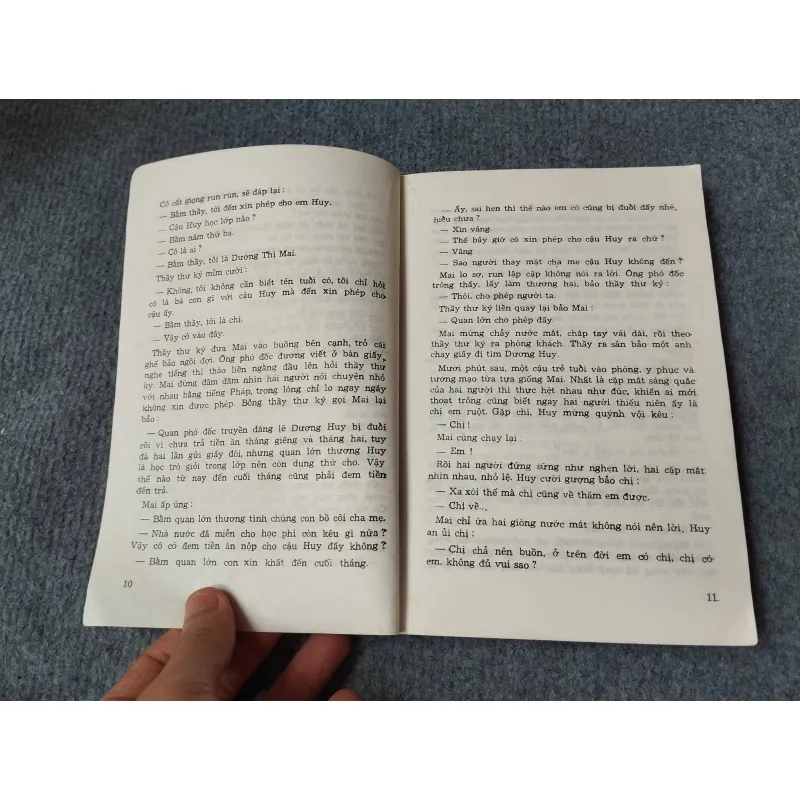 VĂN XUÔI LÃNG MẠN VIỆT NAM (1930 - 1945) TẬP HAI 729246