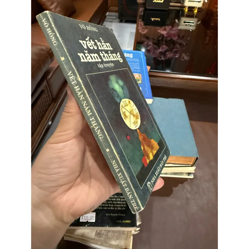 VẾT HẰN NĂM THÁNG – VÕ HỒNG 976286