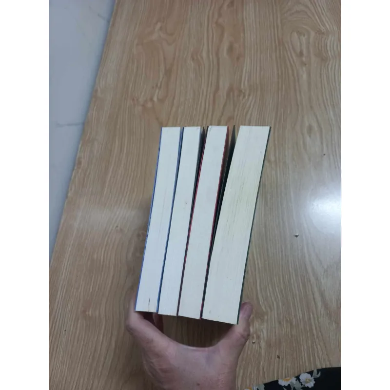 Trọn bộ Đấu trường sinh tử - 4 quyển (tặng kèm Hanibal+Bay trên tổ chim cúc cu-cũ rách) 741921