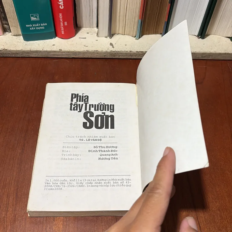 II Lịch Sử: Phía Tây Trường Sơn - Nguyễn Việt Phương - 2008 734500