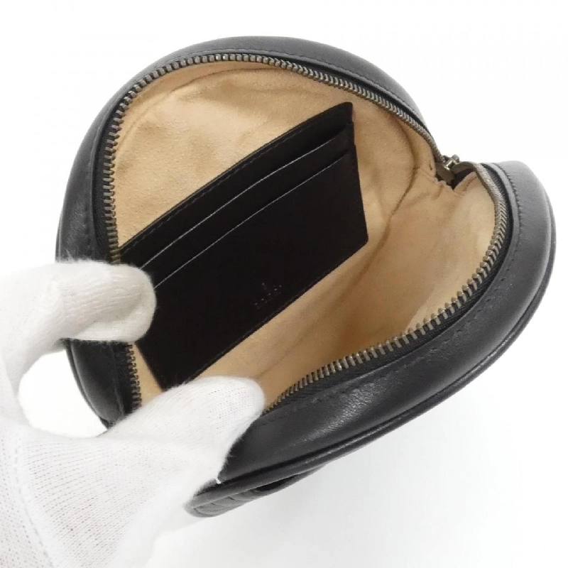 Túi GG MARMONT 575164 DTDCT của Gucci 617585