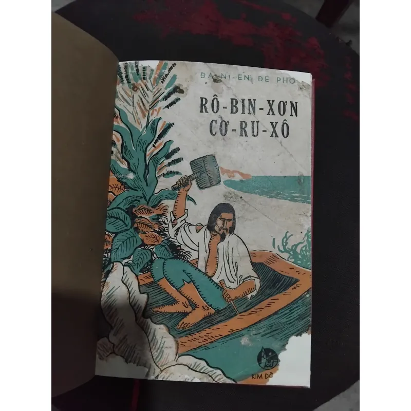 Robinson Crusoe của Daniel Defoe 974356