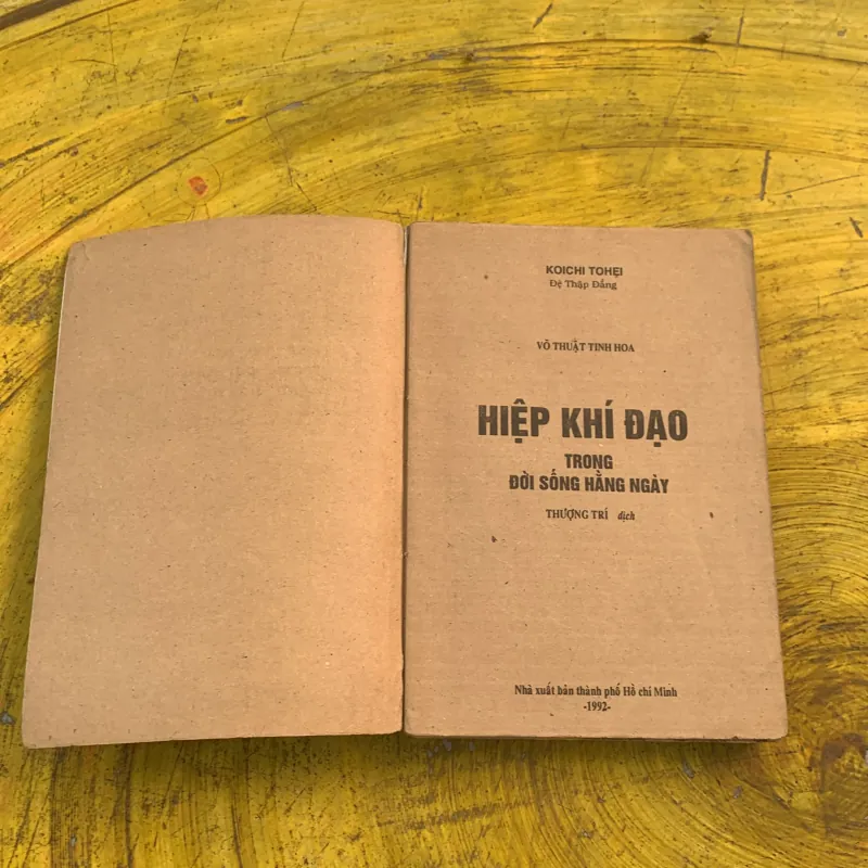 COMBO HIỆP KHÍ ĐẠO TRONG ĐỜI SỐNG HÀNG NGÀY & CHỮA BỆNH BẰNG YOGA  786359