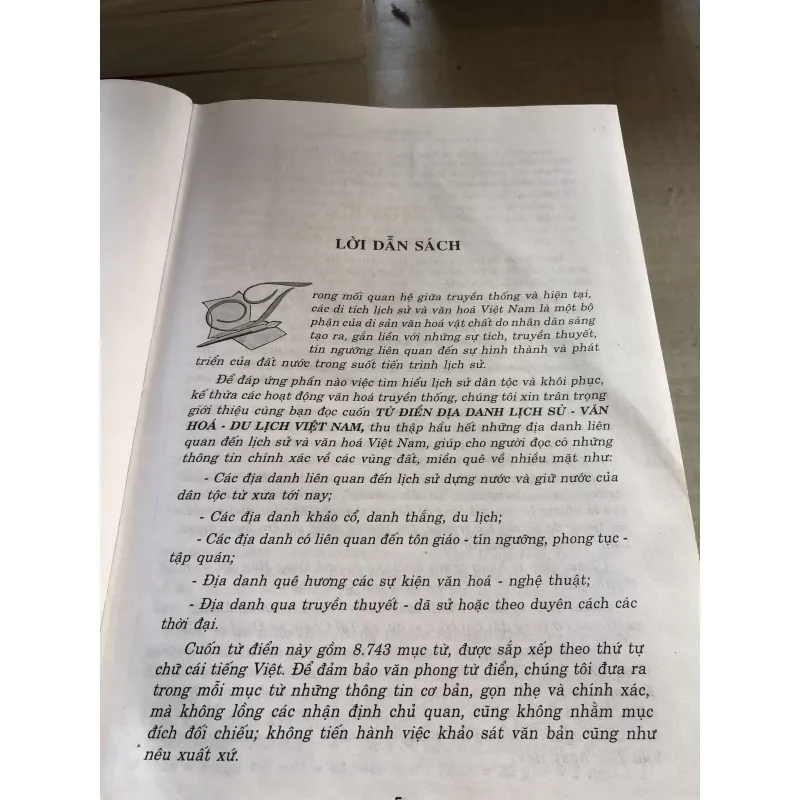 Từ điển địa danh lịch sử, văn hoá du lịch Việt Nam 781794