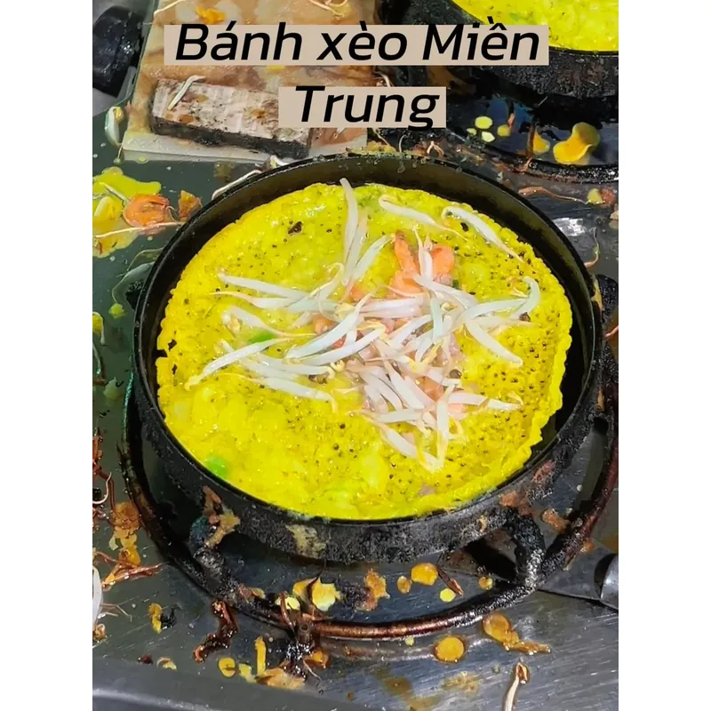 Khuôn Gang đổ bánh xèo miền Trung 565217