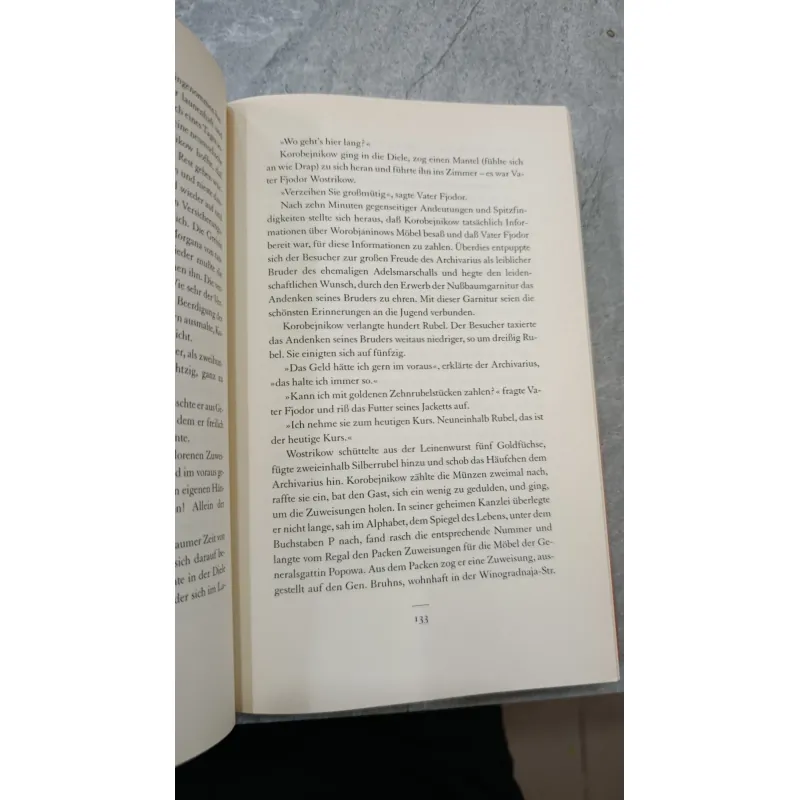 MƯỜI HAI CHIẾC GHẾ - PETROW 791949