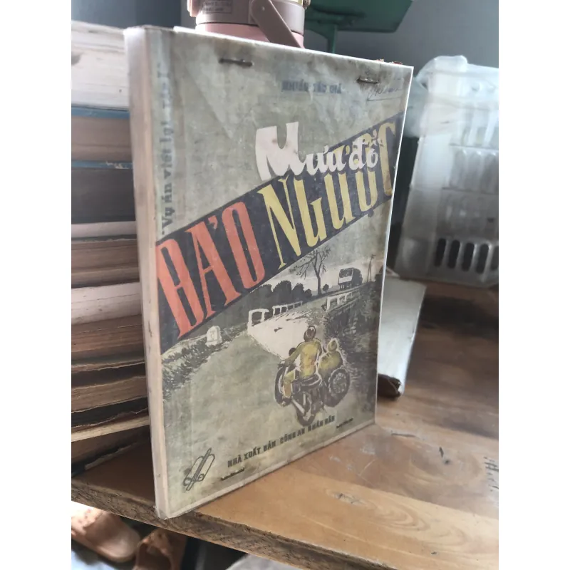 Mưu đồ đảo ngược 1020450