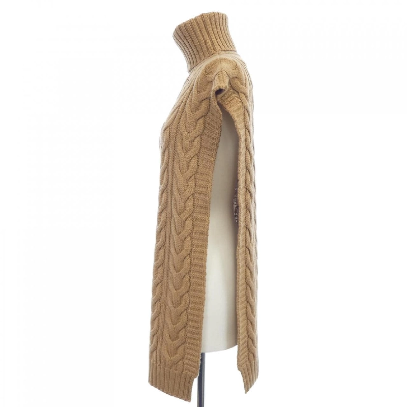 【Khuyến mãi】Áo poncho Max Mara weekend 643814