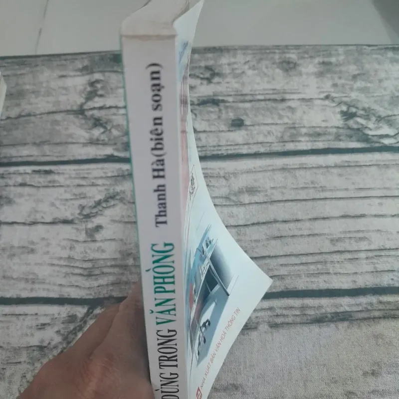 Tiếng Nhật dùng trong văn phòng. Biên soạn Thanh Hà 576068