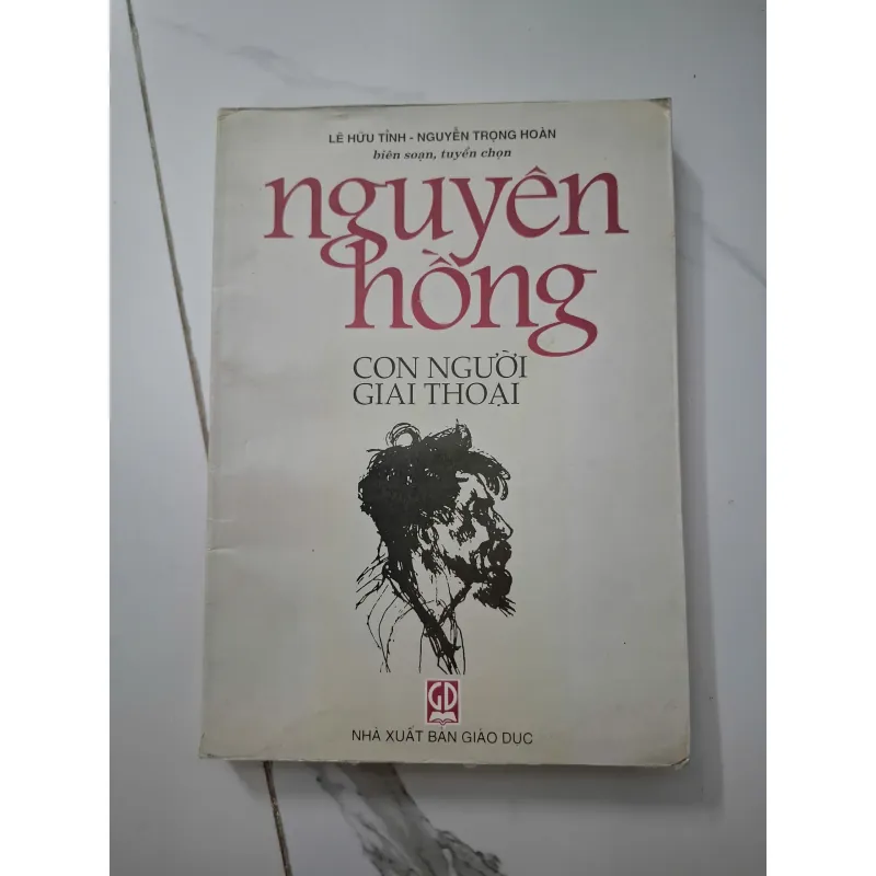 Nguyên Hồng - Con người giai thoại 1020615