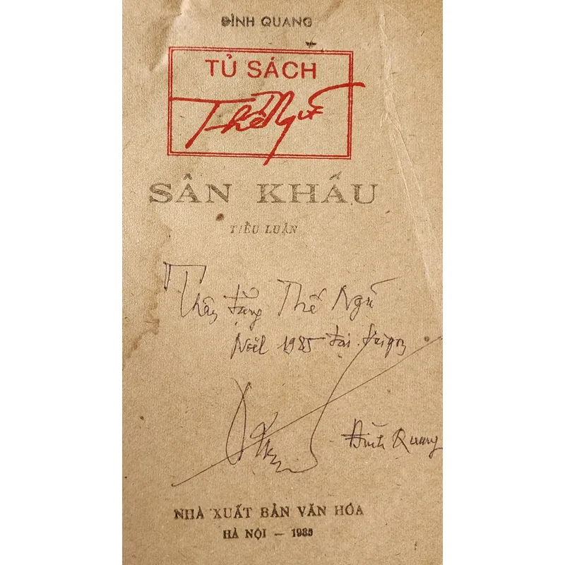 Sân khấu & tiểu luận - tác giả: Đình Quang 716328