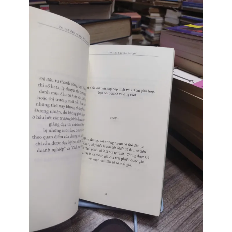 Sách: Trí tuệ đầu tư của Warren Buffett - 35 lời khuyên đắt giá -Tác giả: Robert L. Bloch 603937