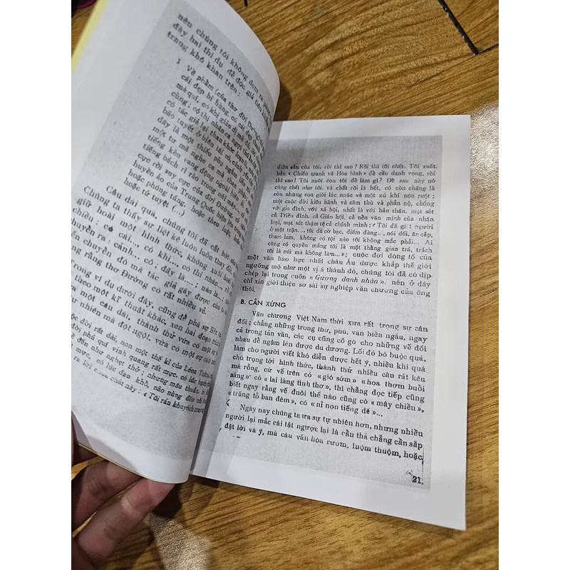 Chúng tôi tập viết tiếng Việt (sách photo)
 688289