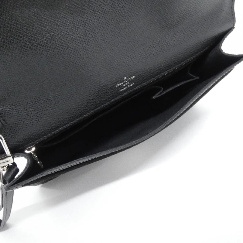 Túi xách tay Louis Vuitton Taiga Belair M32592 - Hàng hiệu Chính hãng 801186