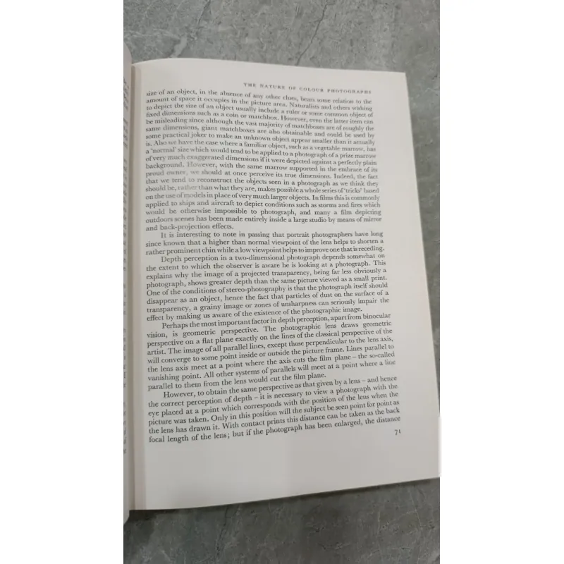 MANUAL OF COLOUR PHOTOGRAPHY (HƯỚNG DẪN NHIẾP ẢNH MÀU) - EDWARD S. BOMBACK 791846