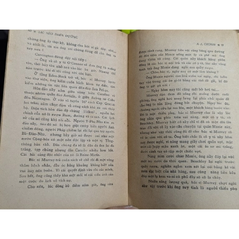Lạc nẻo thiên đường - A.J.Cronin ( bản dịch của Uyên Hà ) 740242