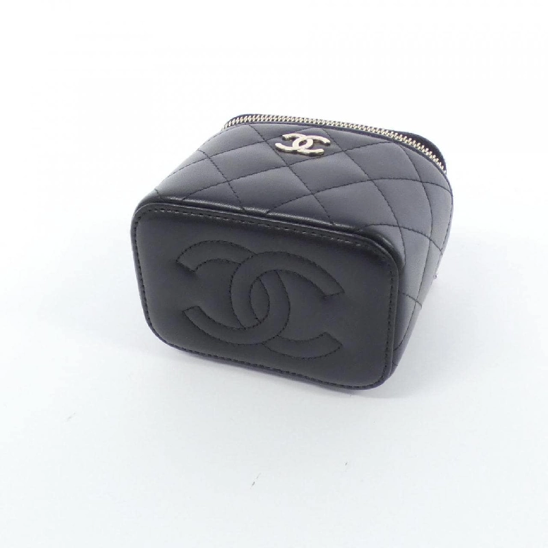 Túi xách chéo Chanel AP2198 613624