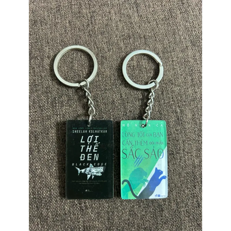 Móc khóa sách: Lòng tốt của bạn cần thêm đôi phần sắc sảo + Lợi thế đen 732352