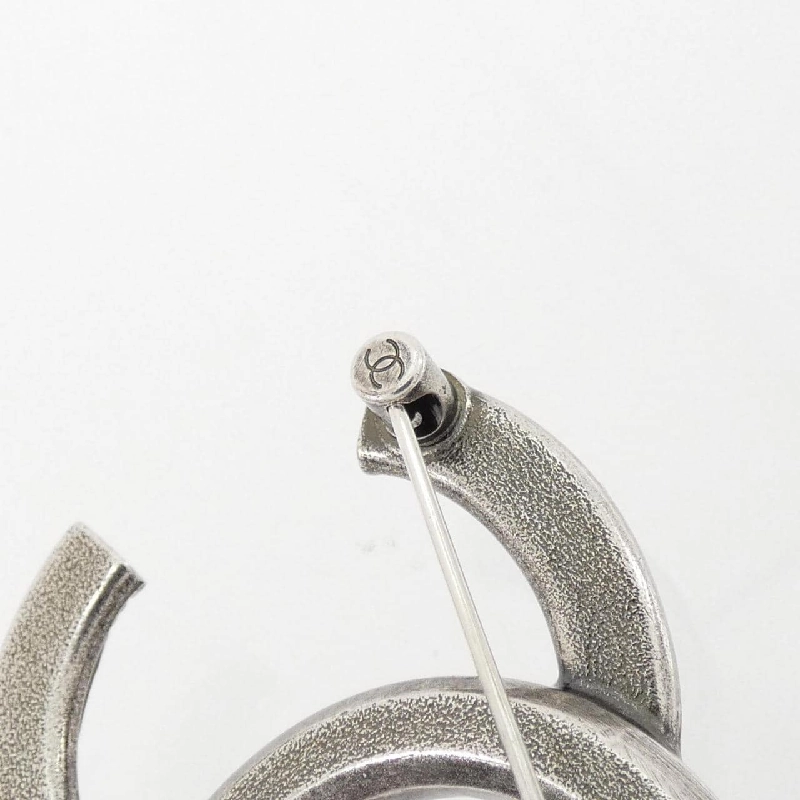 Brooch Chanel 626263