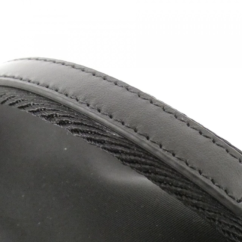 Túi đeo chéo G-ZIP BUMBAG BKU038K1JE của Givenchy 610255