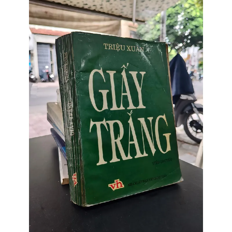 Giấy trắng - Triệu Xuân 716264