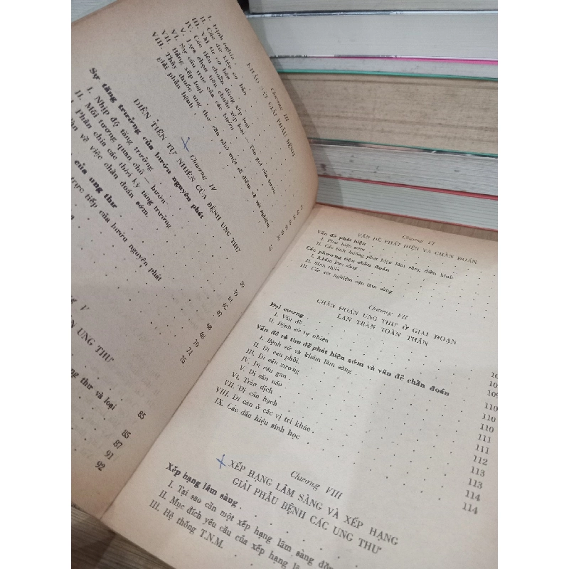 Ung thư học lâm sàng - Nguyễn Chấn Hùng 730890