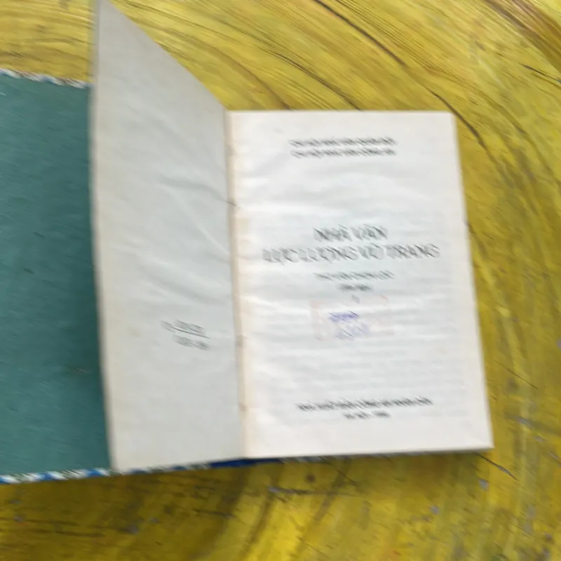 NHÀ VĂN LỰC LƯỢNG CÔNG AN THƠ VĂN CHỌN LỌC 735501
