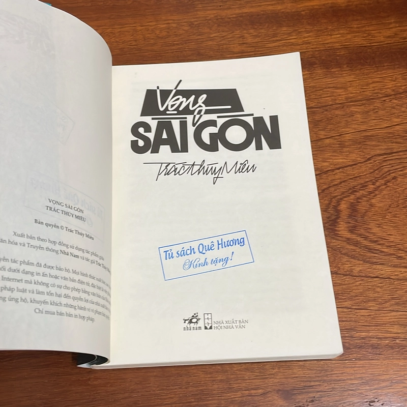 II Tựa sách: Vọng Sài Gòn - Trác Thuý Miêu - 2020 501360