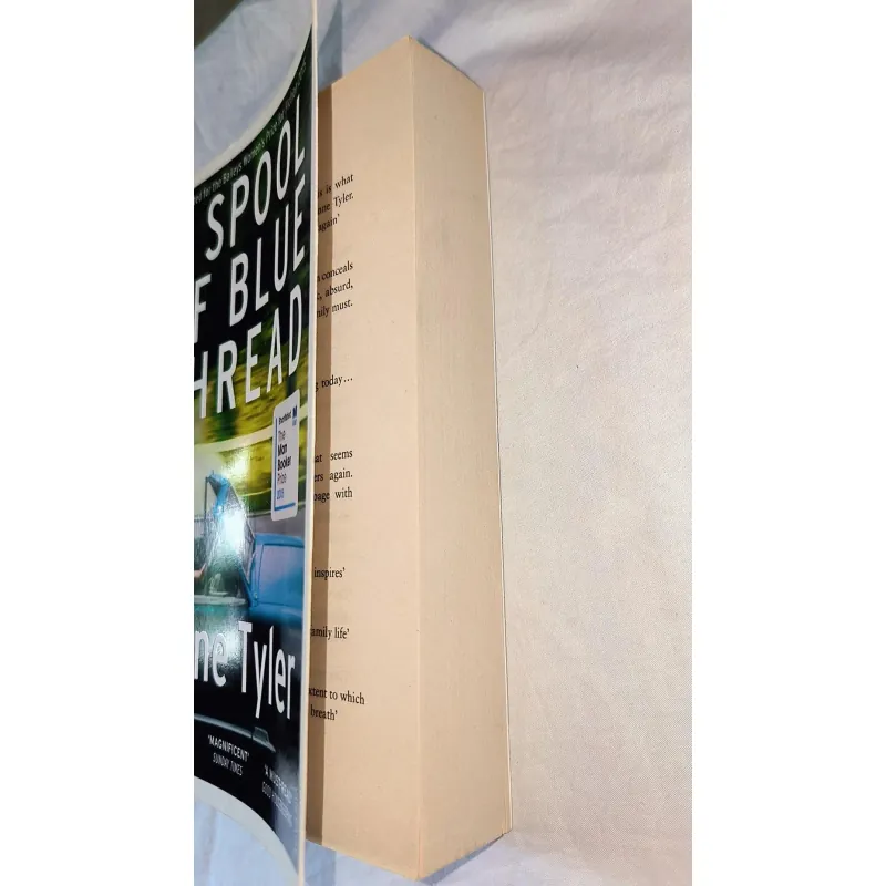 A Spool of Blue Thread - Anne Tyler 747792